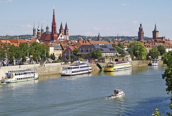 Die Bocksbeutelstraße - eine Reise zum Frankenwein