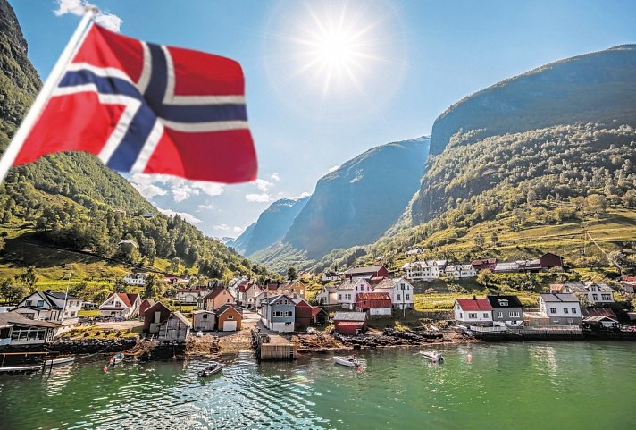 Fjordgiganten und Berglandschaften