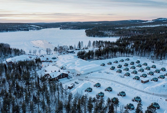 Polarlichtjagd im SnowHotel