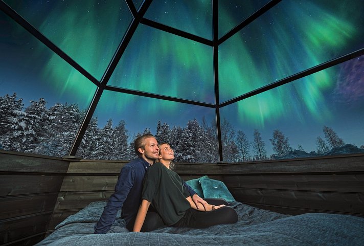 Polarlichtjagd im SnowHotel