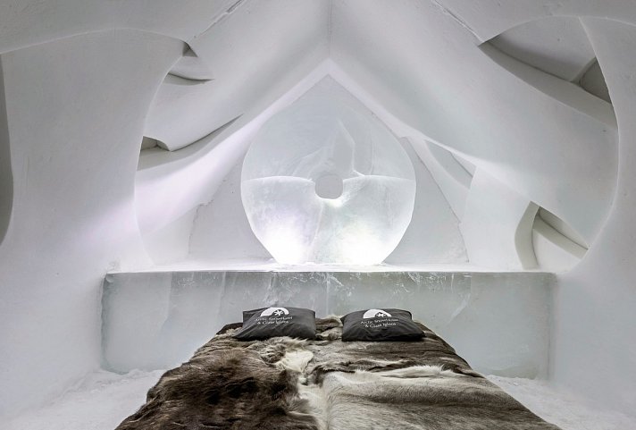 Polarlichtjagd im SnowHotel