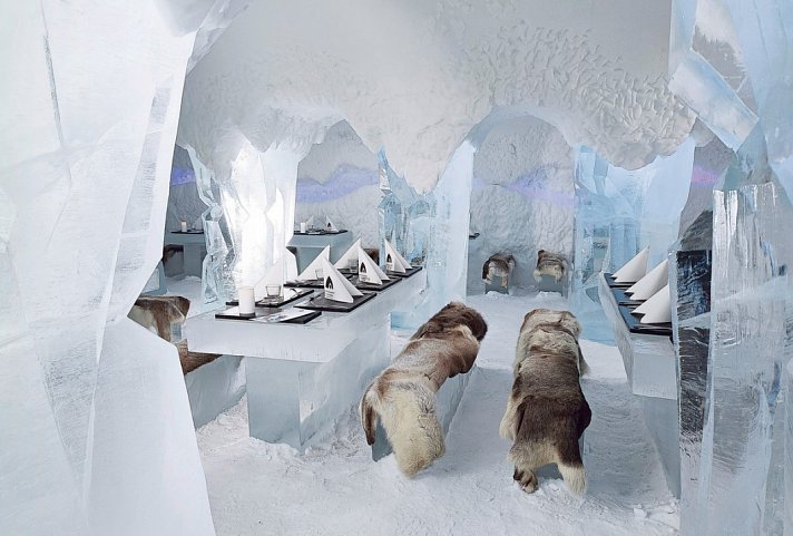 Polarlichtjagd im SnowHotel