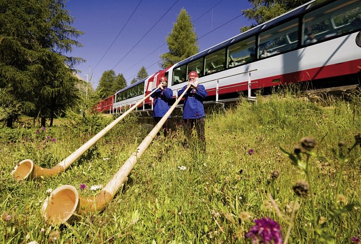 Glacier Express à la carte - St. Moritz - Zermatt - St. Moritz