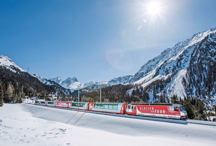 Winterlicher Alpenzauber - Schweizer Berge und Glacier Express