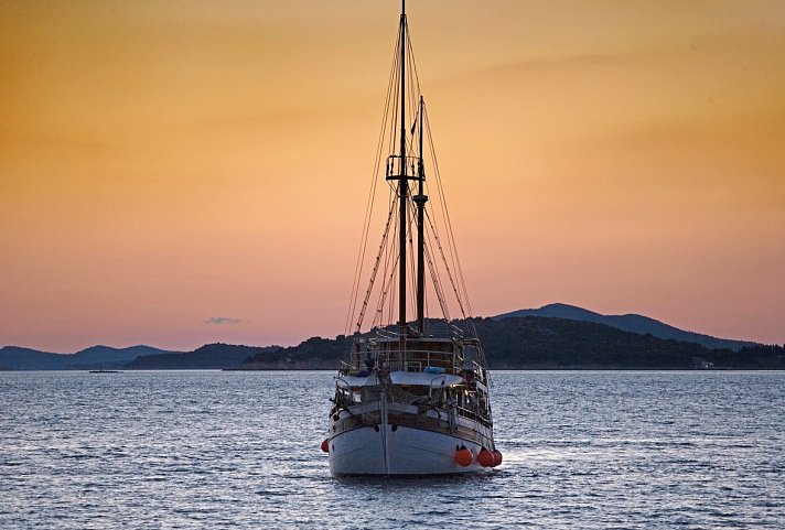 Riva Kreuzfahrt ab/bis Trogir