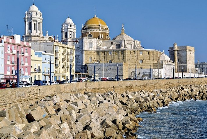 Kulturvielfalt Andalusiens in grandioser Natur