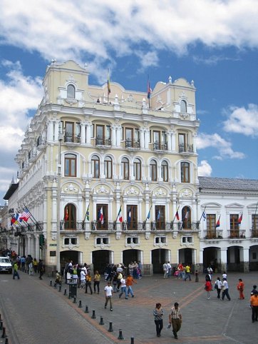 Farbenprächtiges Ecuador