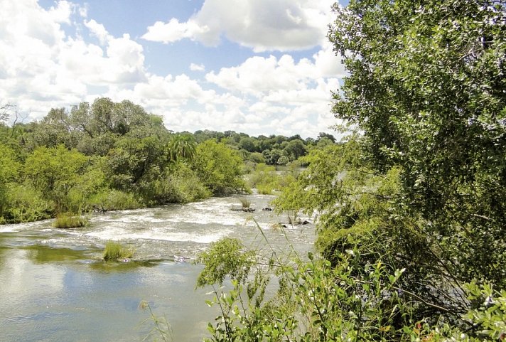 Wasser, Wüste, wilde Tiere - unterwegs von Victoria Falls nach Windhoek