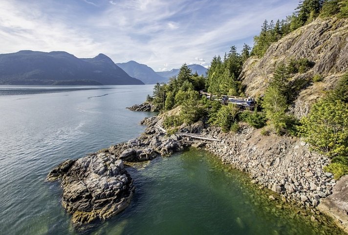 Rainforest to Gold Rush - Rocky Mountaineer (Vancouver - Jasper)