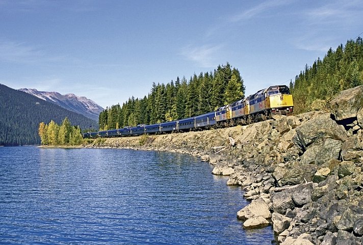 VIA Rail - The Canadian (Vancouver-Toronto)