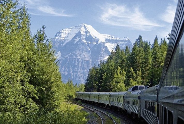 VIA Rail - The Canadian (Vancouver-Toronto)