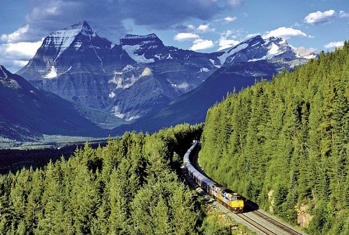 VIA Rail - The Canadian (Vancouver-Toronto)