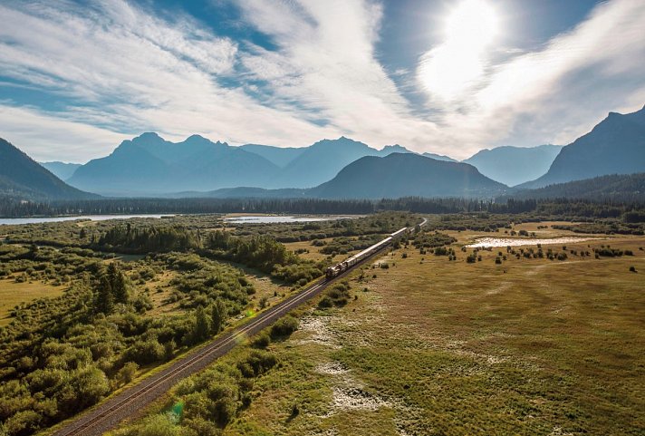 First Passage to the West - Rocky Mountaineer (ab Banff)