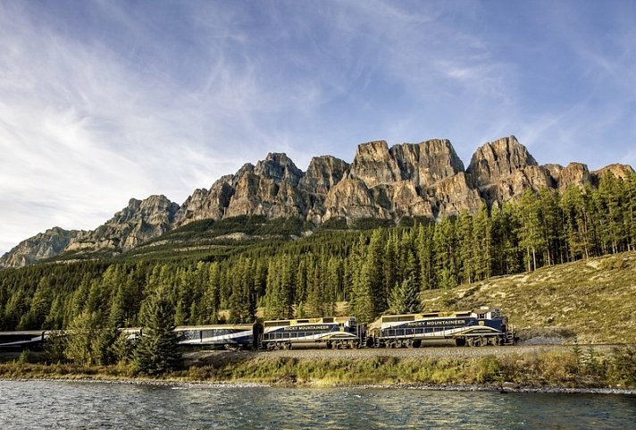 First Passage to the West - Rocky Mountaineer (ab Banff)
