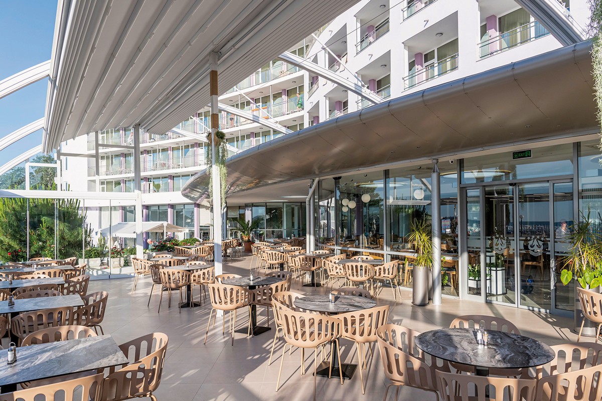 Sentido Neptun Beach