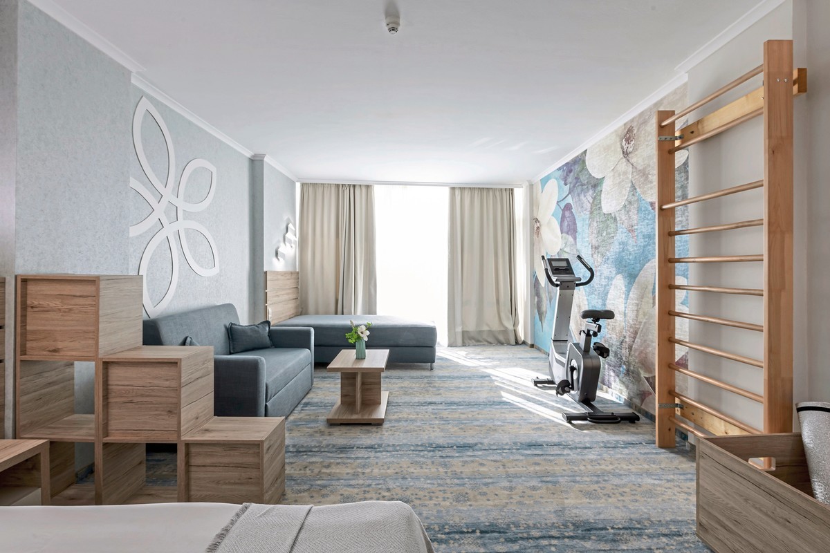 Sentido Neptun Beach