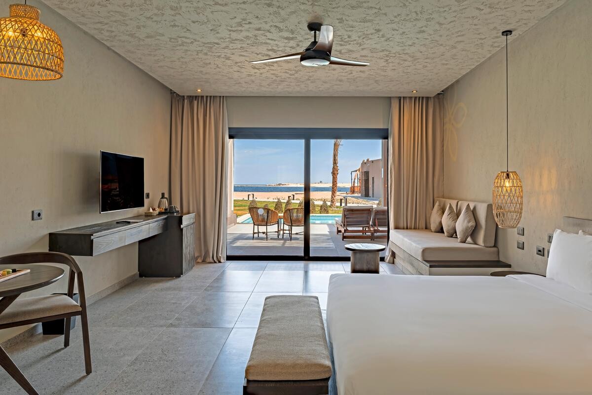 Sentido Naga Bay