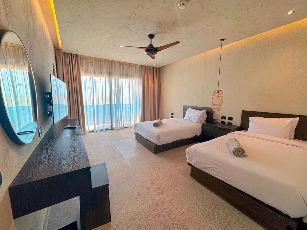Sentido Naga Bay
