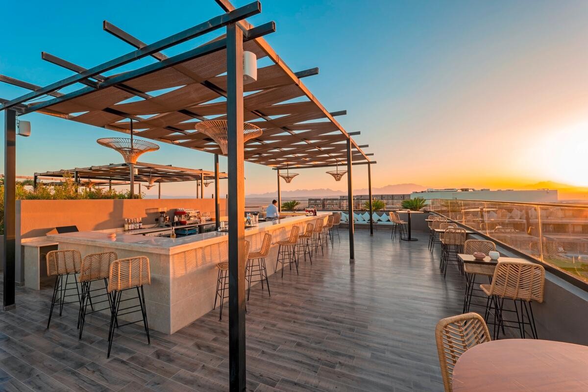 Sentido Naga Bay