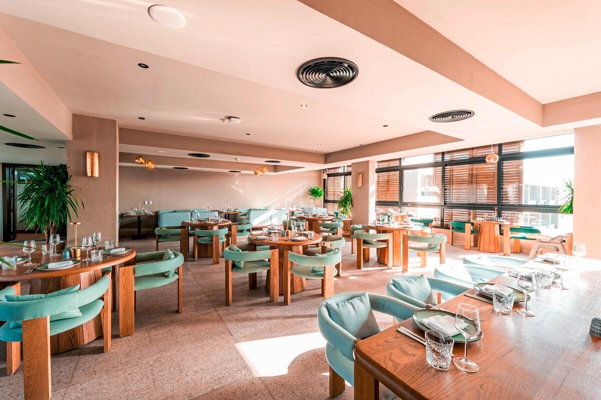 Sentido Naga Bay