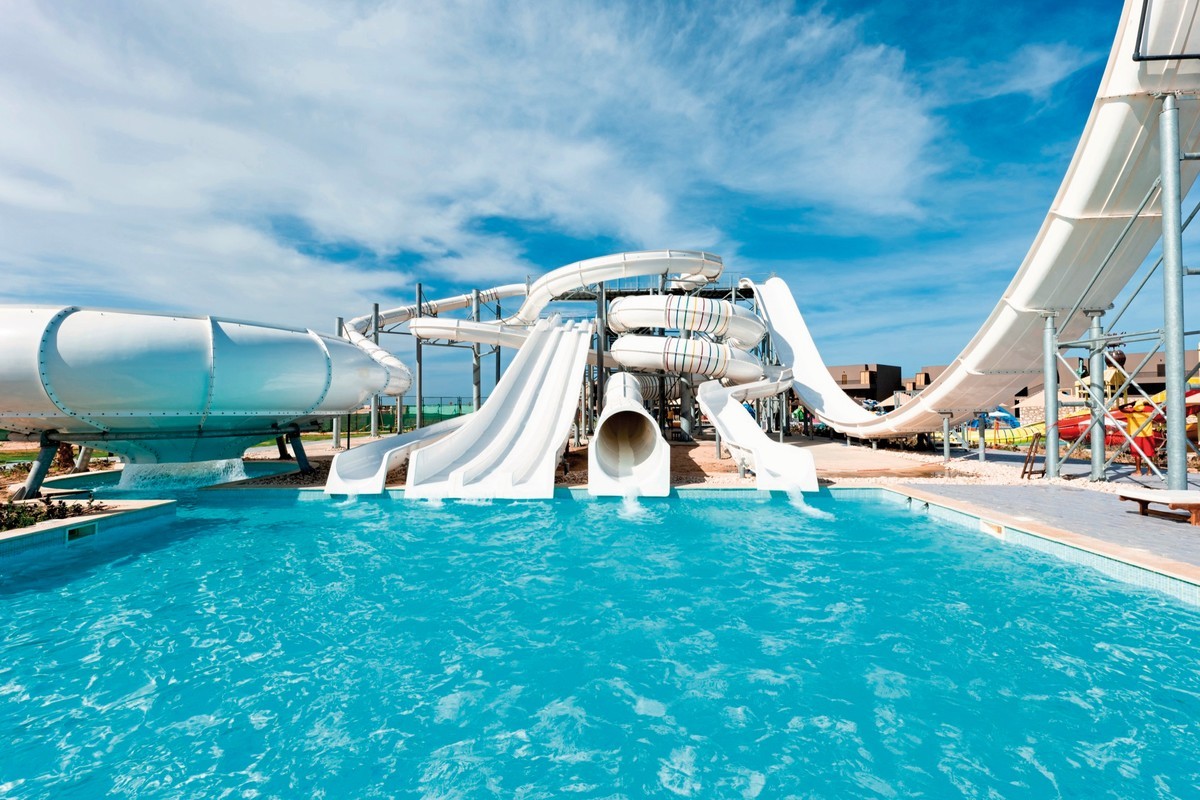 Sentido Naga Bay