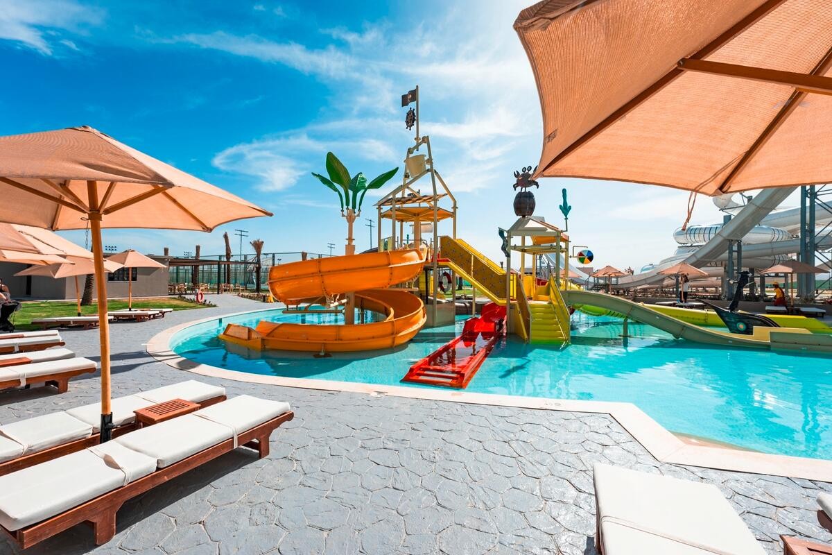 Sentido Naga Bay