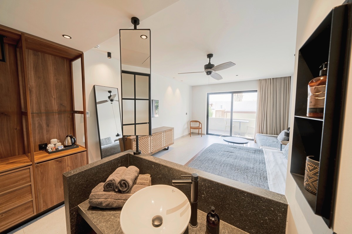 Sentido More Meni Residence & Suites