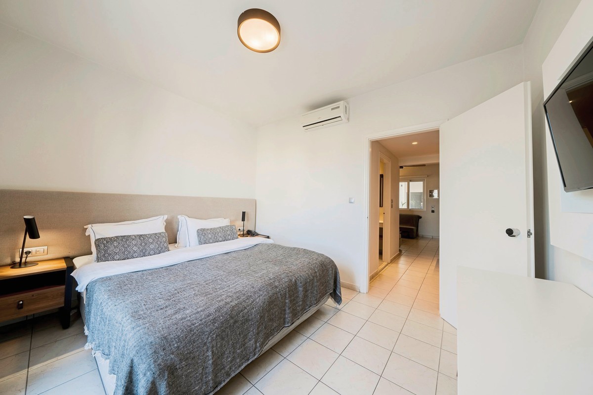 Sentido More Meni Residence & Suites