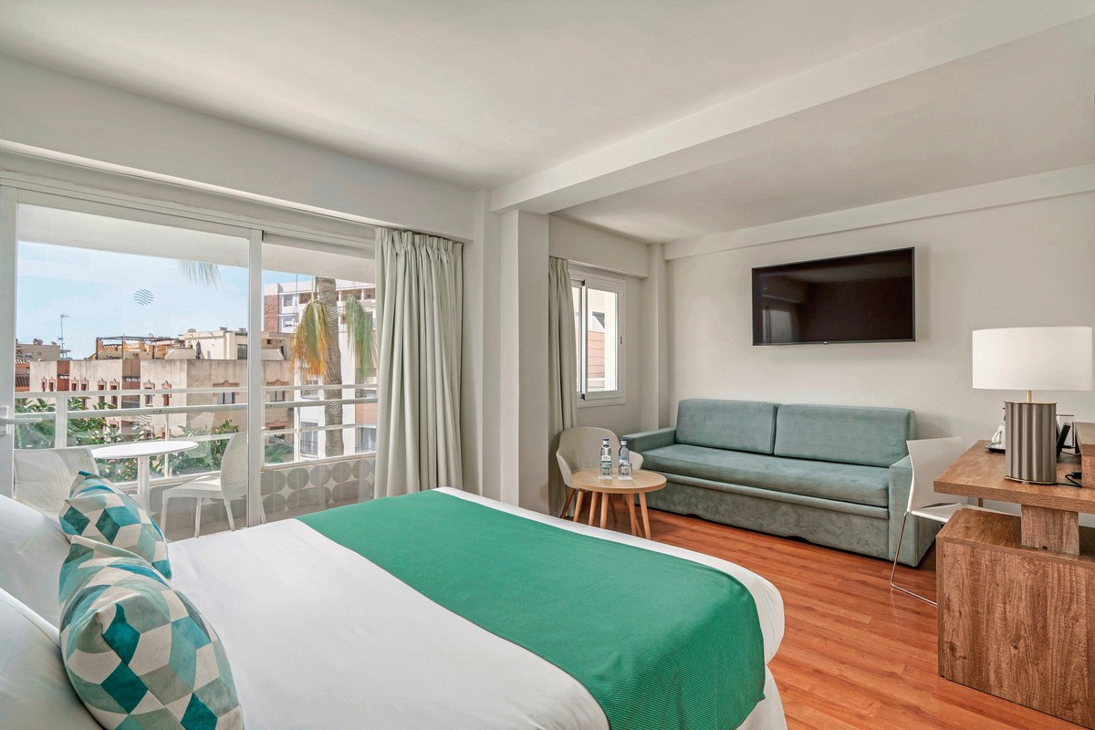 Hotel Costa Málaga by Pierre & Vacances (adults recommended)