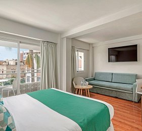 Hotel Costa Málaga by Pierre & Vacances (adults recommended)