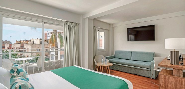 Hotel Costa Málaga by Pierre & Vacances (adults recommended)