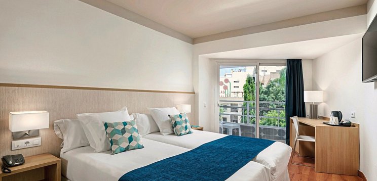 Hotel Costa Málaga by Pierre & Vacances (adults recommended)