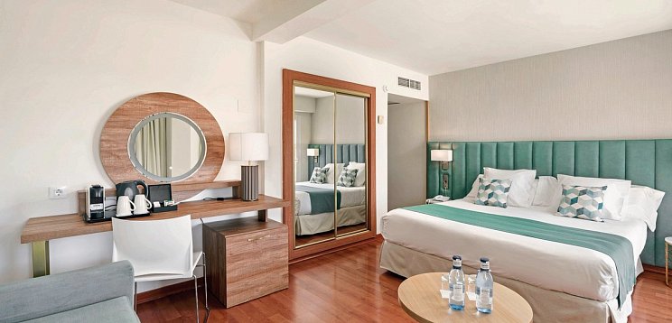 Hotel Costa Málaga by Pierre & Vacances (adults recommended)