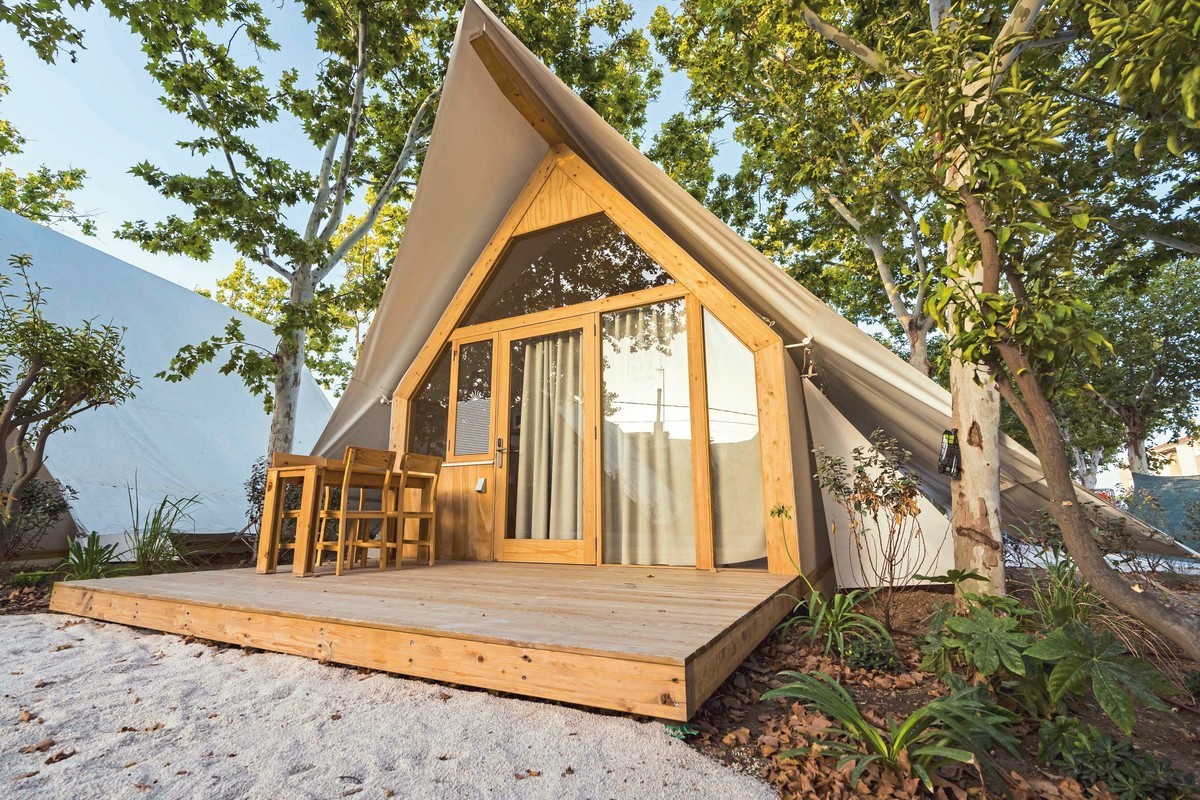 Costa del Sol Glamping Village