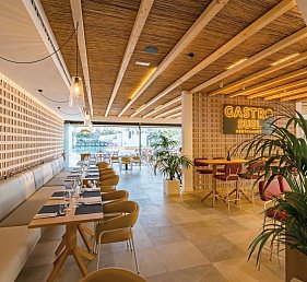 Costa del Sol Glamping Village