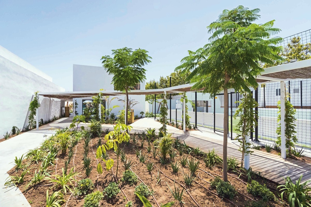 Costa del Sol Glamping Village