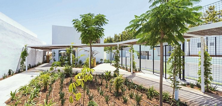 Costa del Sol Glamping Village