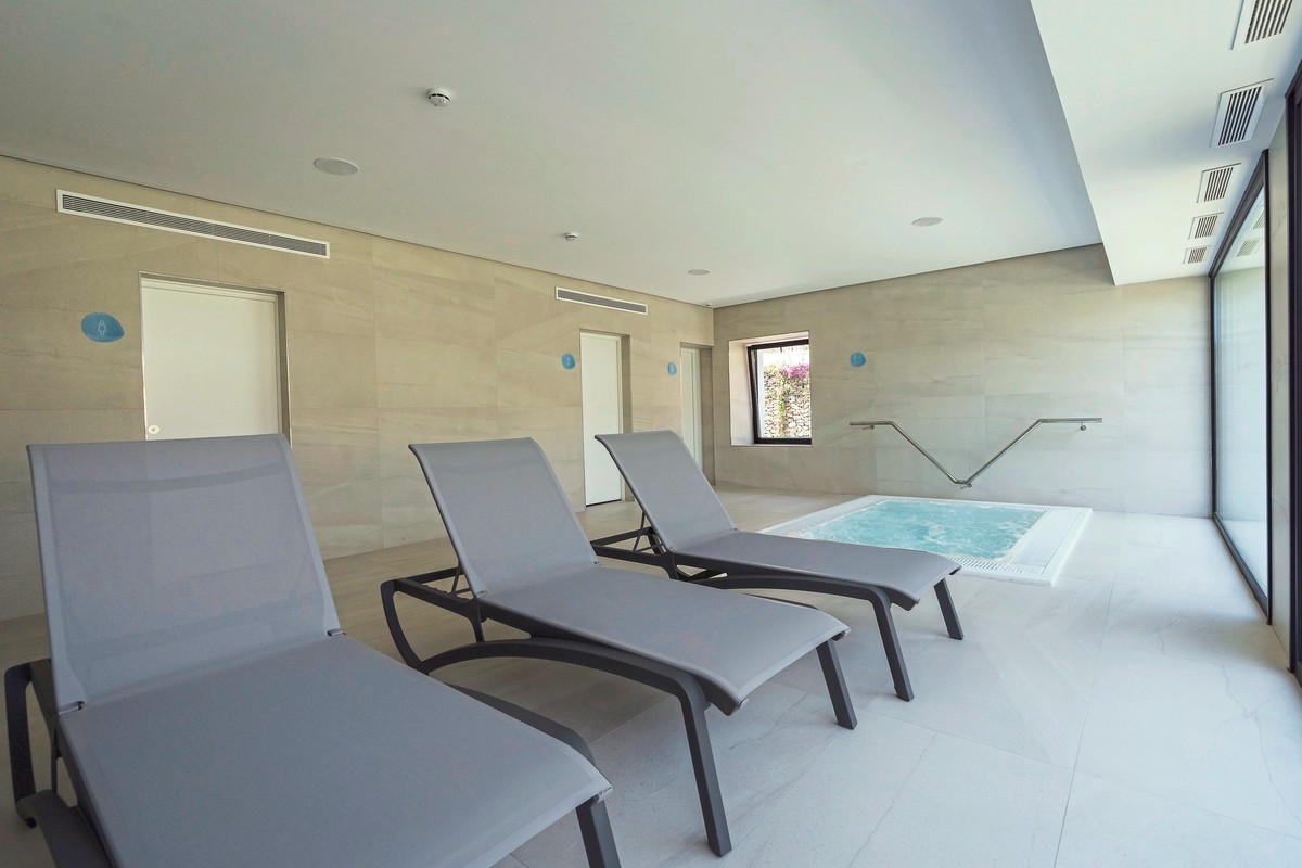 Costa del Sol Glamping Village