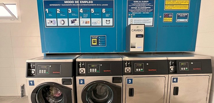 Costa del Sol Glamping Village