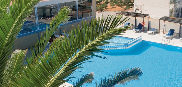 Hotel Seven Stars