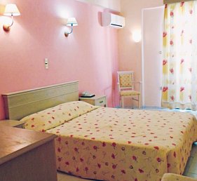 Hotel Seven Stars