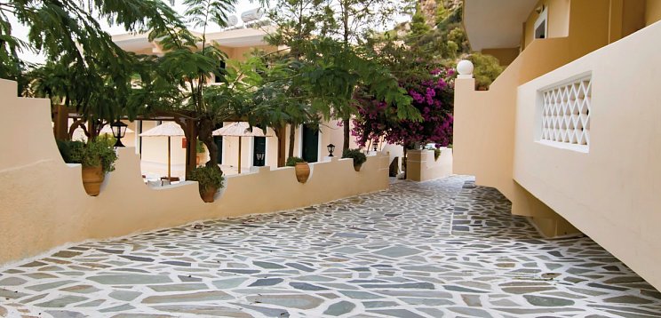 Kyra Panagia
