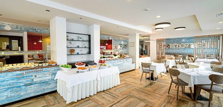 Lion Sunny Beach