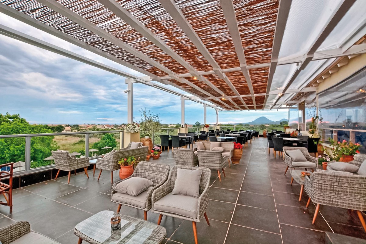 Likithos Hotel