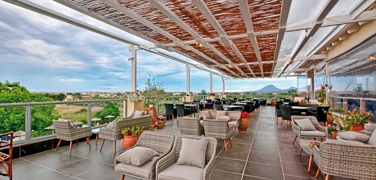 Likithos Hotel