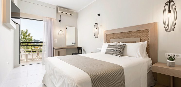 Paradise Hotel Corfu