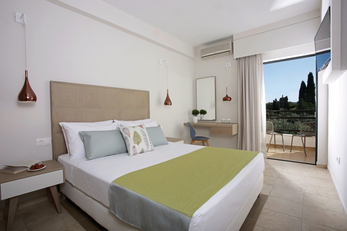 Paradise Hotel Corfu