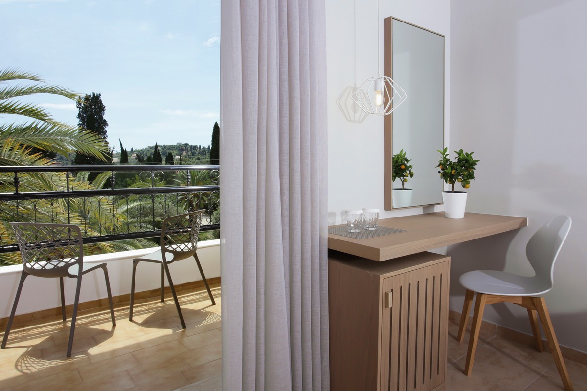 Paradise Hotel Corfu