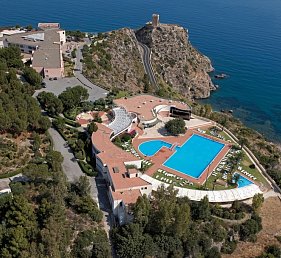 Hotel & Resort Torre Normanna