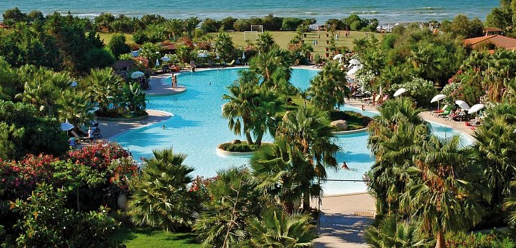 MClub Acacia Resort